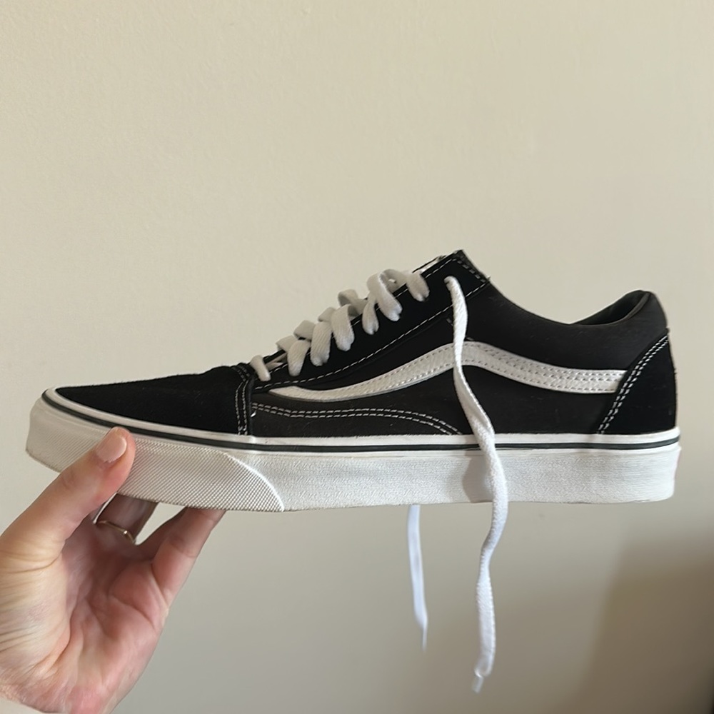 Men’s vans size 9.5